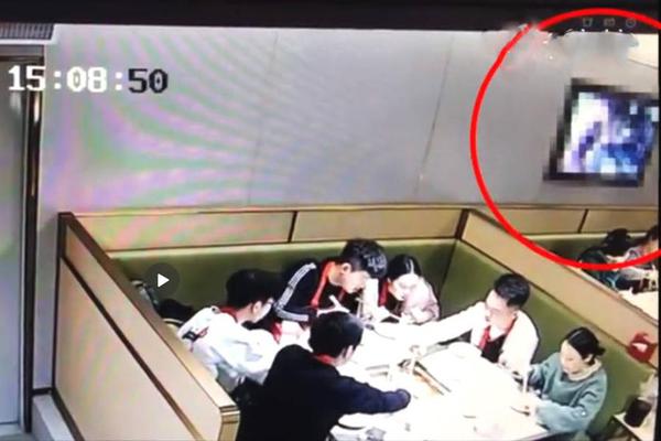 烟台站哪里有站大街的 _ 药品,烟台站附近有什么商场